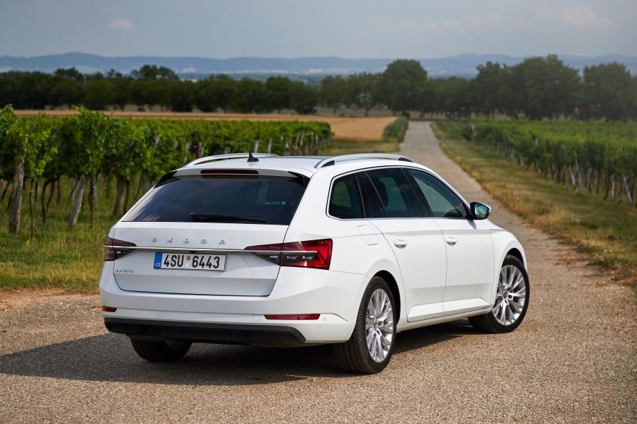  Skoda Superb Combi 2019 года  (WW) (фото 3 из 3)